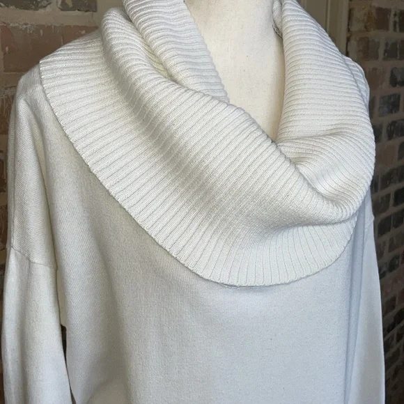 Michael Kors Cream White Cotton Statement Fringe Sweater Shawl Funnel Collar LRG - Picture 3 of 15